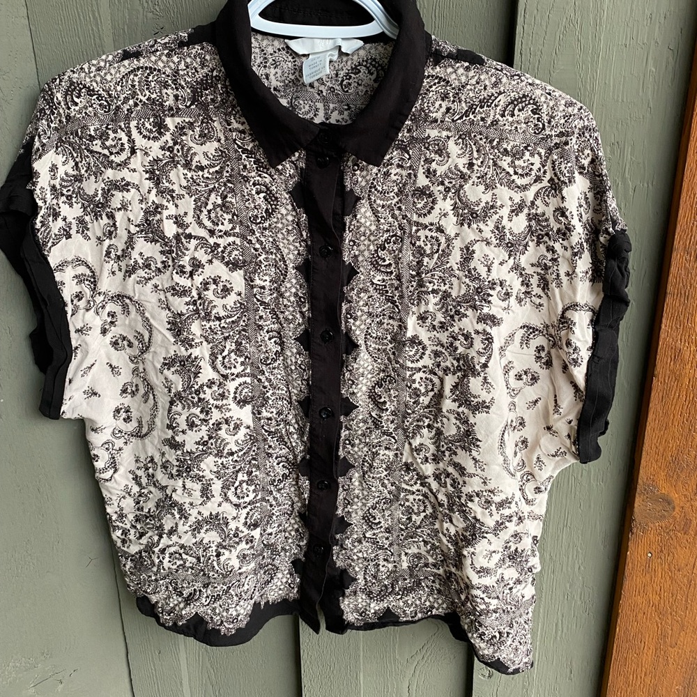 H&M boxy button-down top